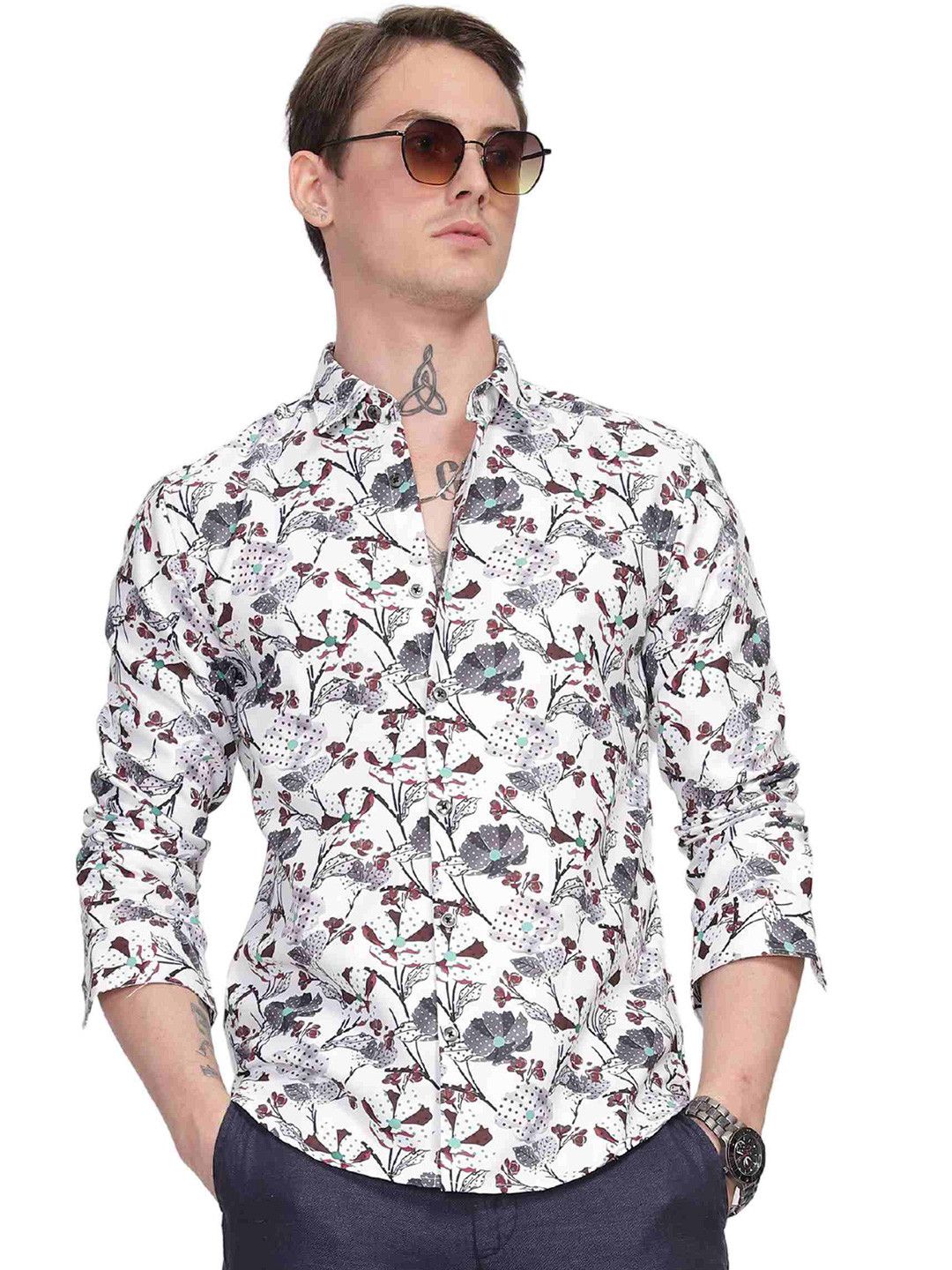 

ilyzly Men Floral Printed Standard Tailored Fit Pure Cotton Casual Shirt, White