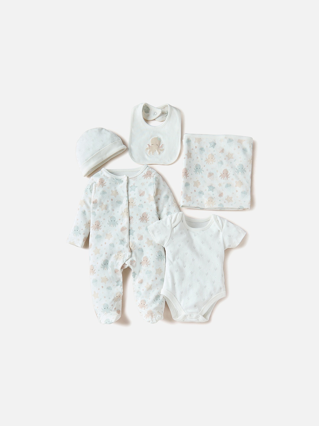 

Juniors by Babyshop Infants 5-Piece Printed Baby Apparel Gift Set, White