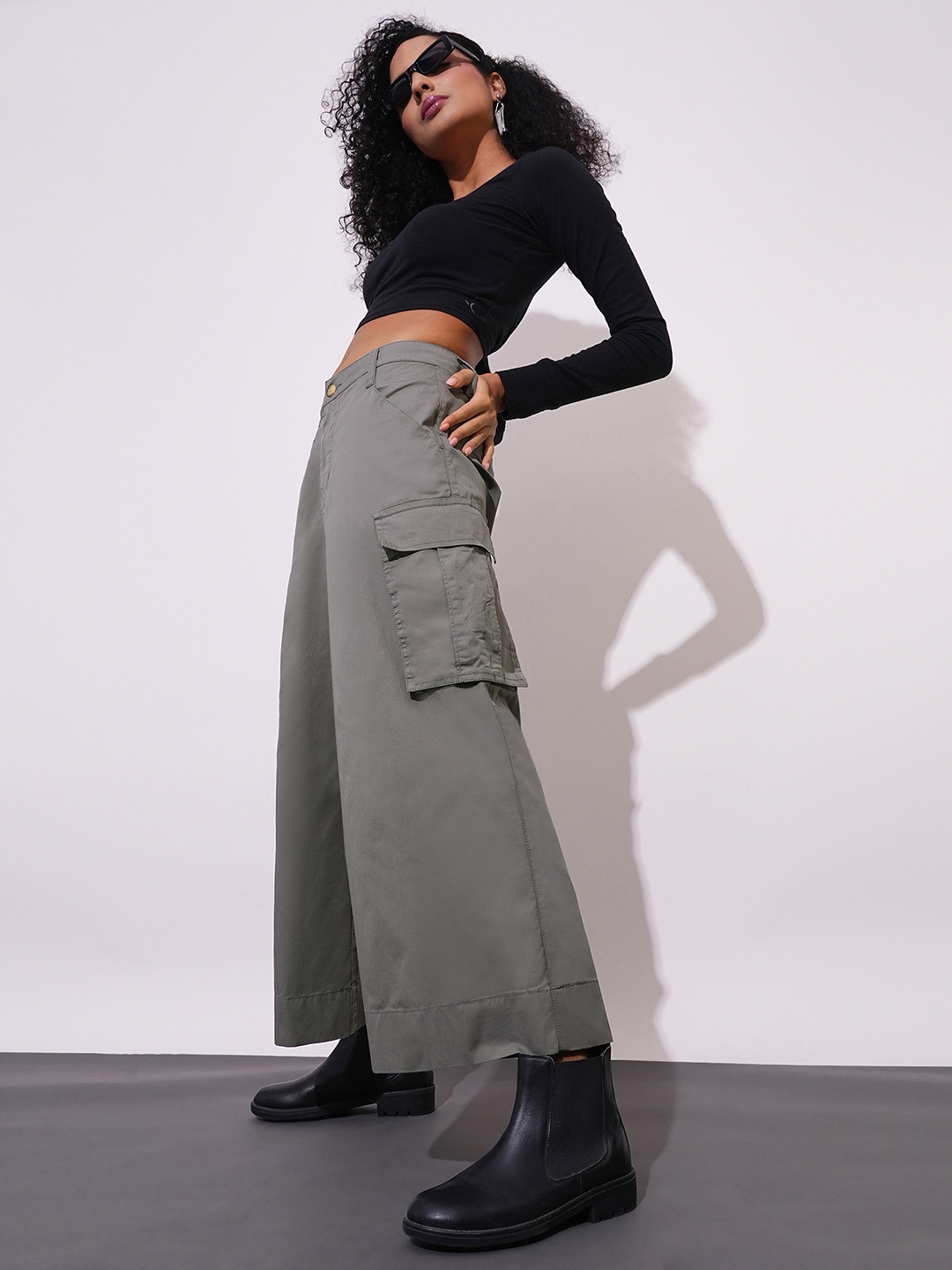 

Globus Women Dark Grey Cotton Mid-Rise Cargo Style Wide Leg Trousers