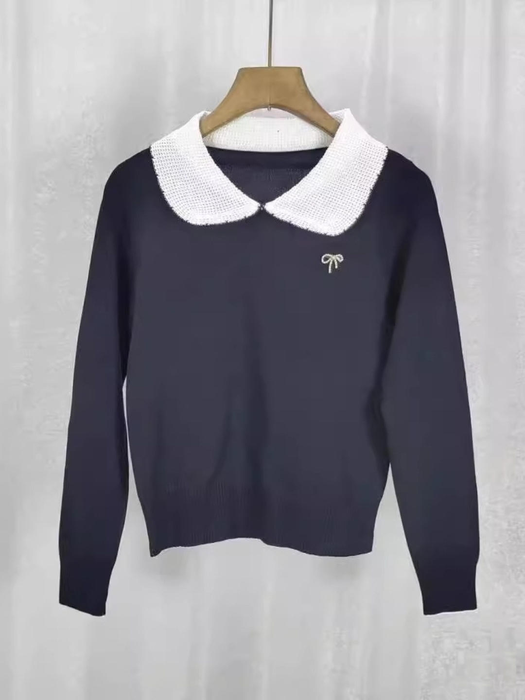 

KPOP Women Regular Sleeves Top, Navy blue