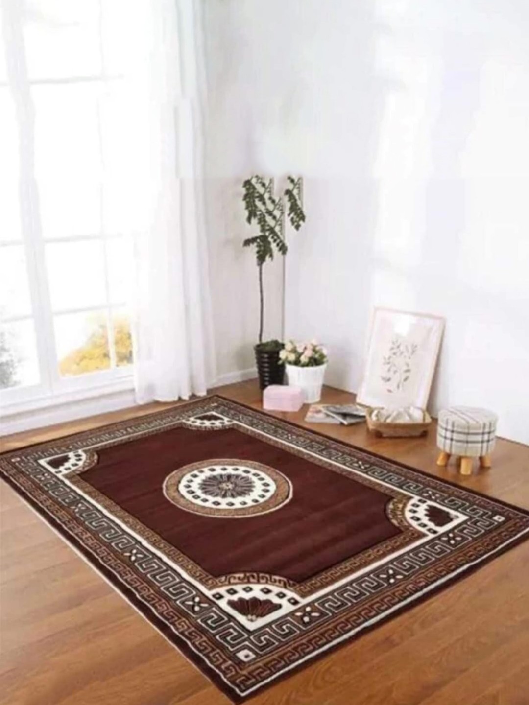 

Samjeeda Handloom carpets Red Geometric Anti-Skid Woollen Carpet