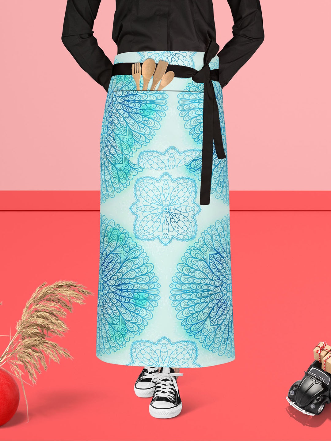 

ArtzFolio White & Blue Printed Cotton Waist Apron