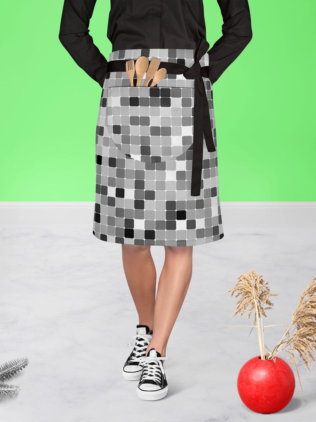 

ArtzFolio Grey & Black Printed Cotton Waist Apron