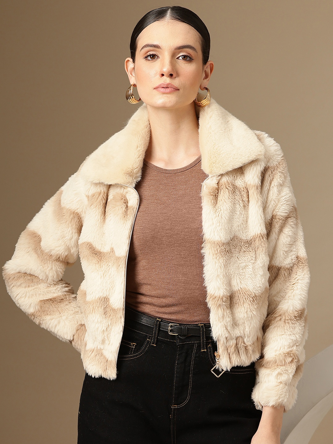 

Chemistry Faux Fur Lightweight Crop Tailored Jacket, Beige