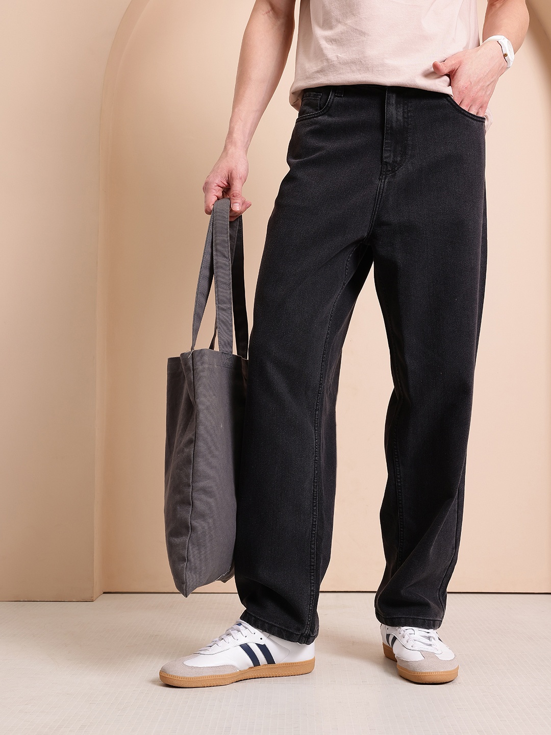 

Mast & Harbour Men Loose Fit Jeans, Black