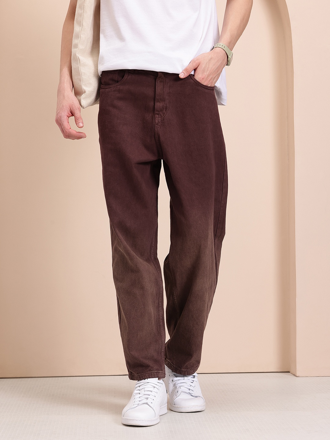 

Mast & Harbour Men Light Fade Pure Cotton Loose fit Jeans, Brown