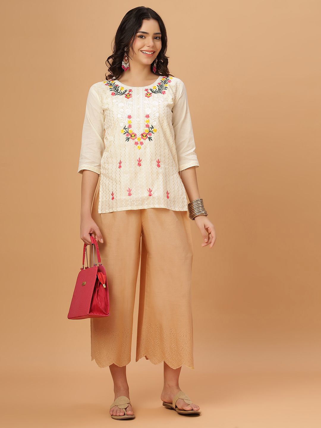 

Bottoms.love Women Knitted Palazzos, Beige