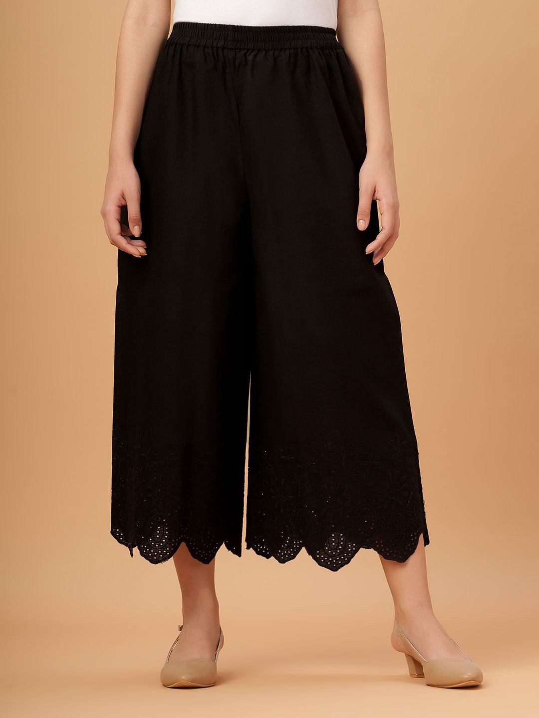 

Bottoms.love Women Knitted Palazzos, Black