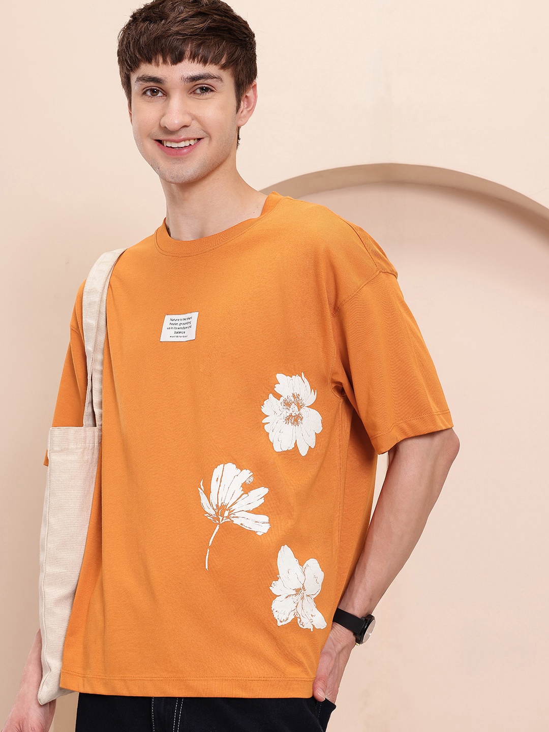 

Mast & Harbour Men Floral Printed Relaxed Fit T-shirt, Orange