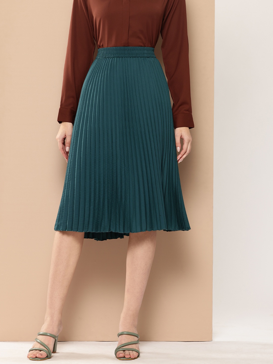 

INVICTUS Accordion Pleated Crepe Flared Skirt, Teal