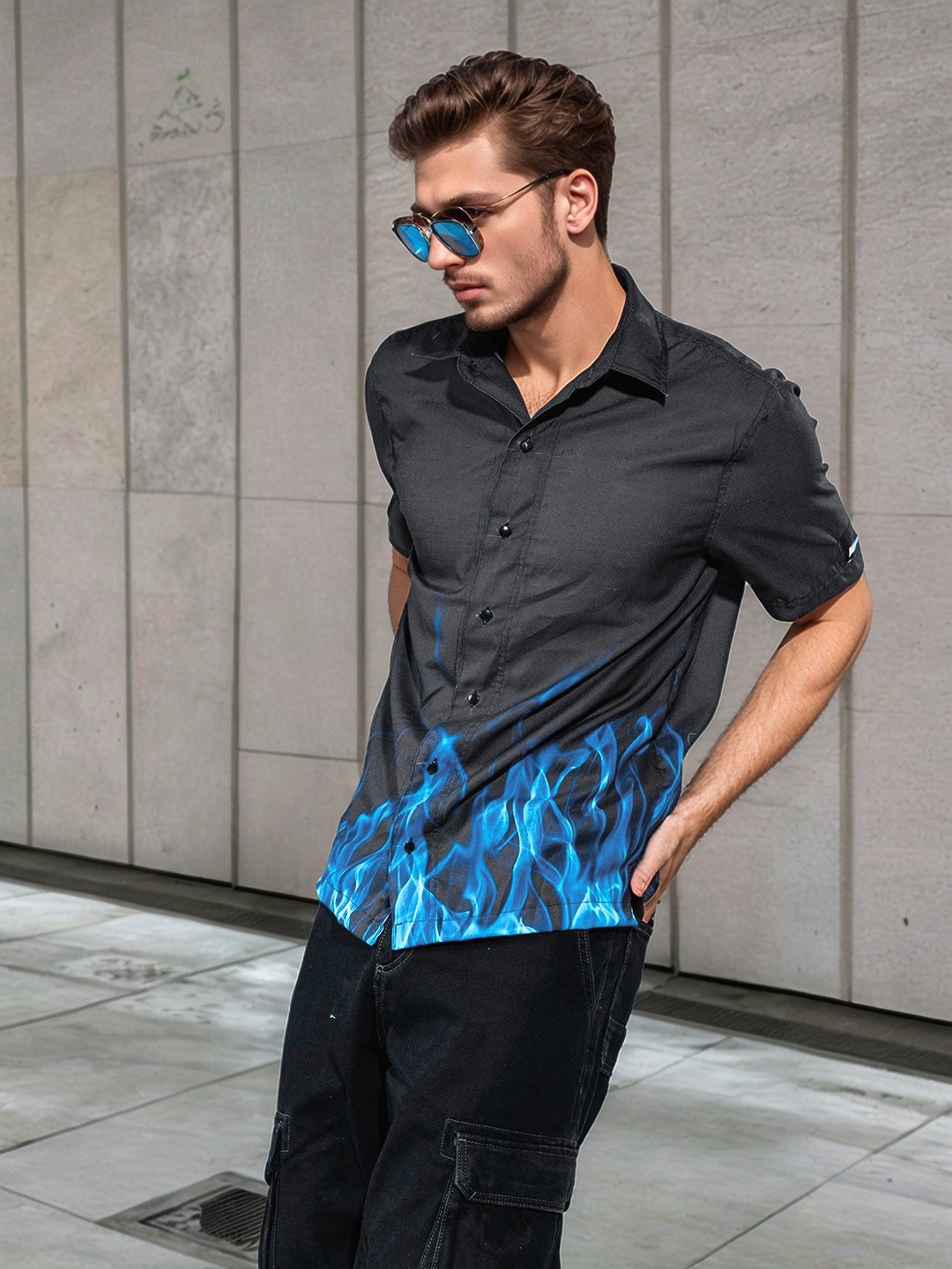 

UNRL Relaxed Fit Abstract Printed Casual Shirt, Blue