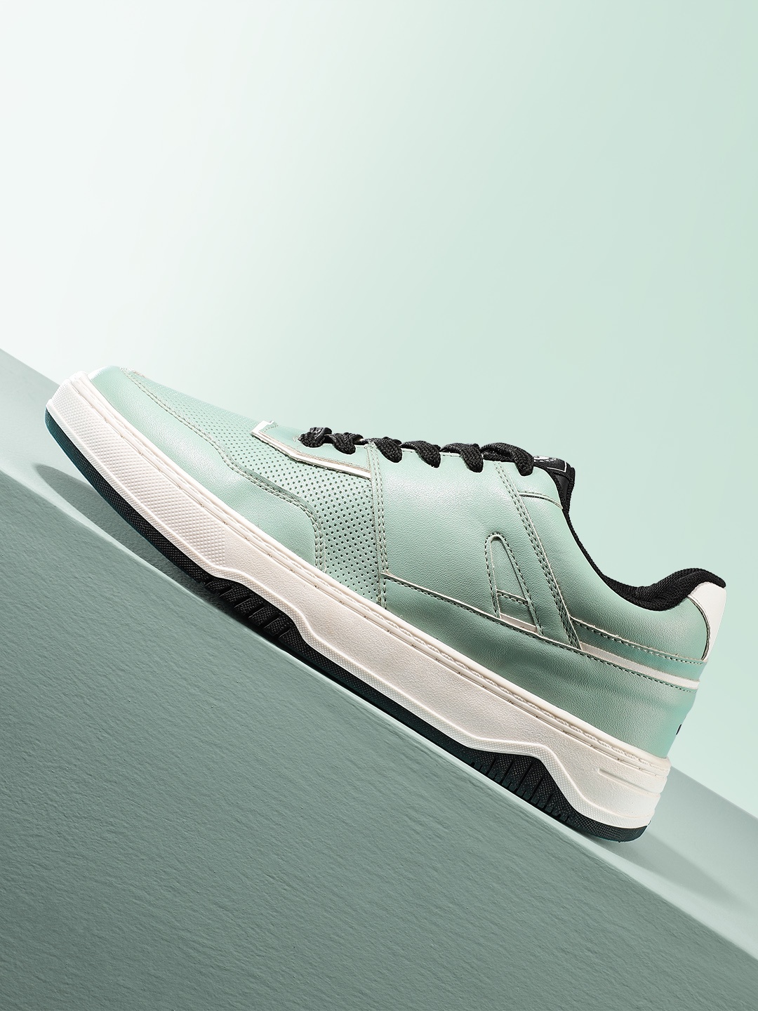

HRX by Hrithik Roshan Women Club Classic Sneakers, Sea green