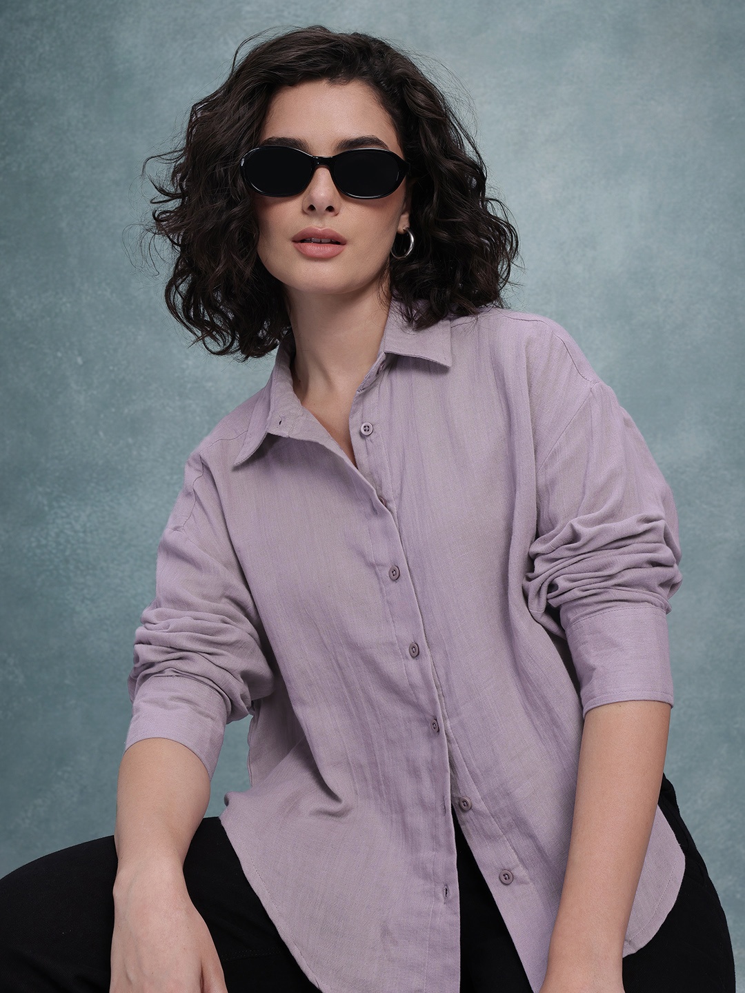 

The Roadster Life Co. Pure Cotton Drop-Shoulder Sleeves Regular Fit Casual Shirt, Mauve