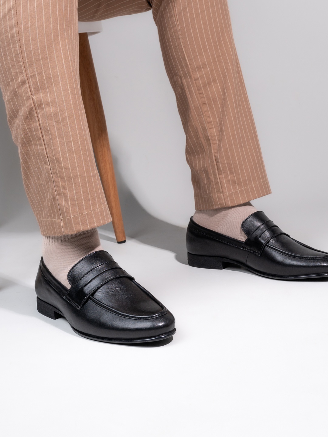 

Alberto Torresi Men Leather Formal Loafers, Black
