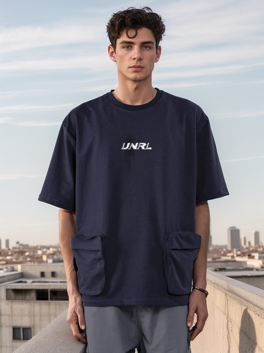 

UNRL Cotton Back Printed Relaxed T-shirt, Navy blue