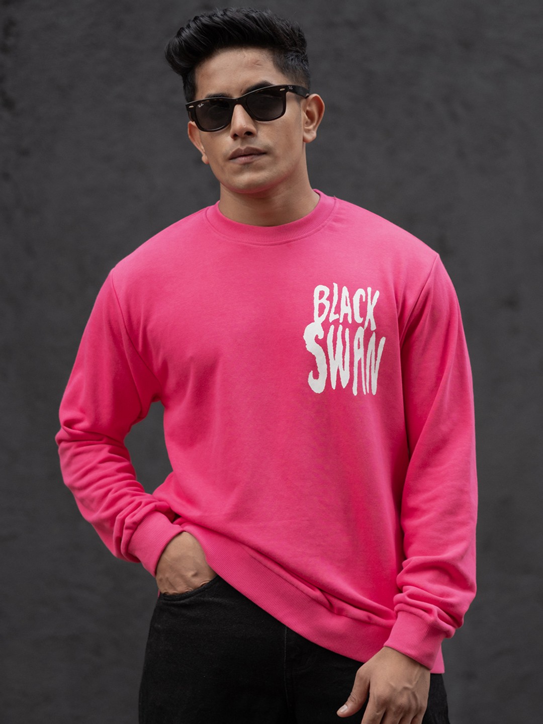 

Powerlook Men Printed T-shirt, Pink