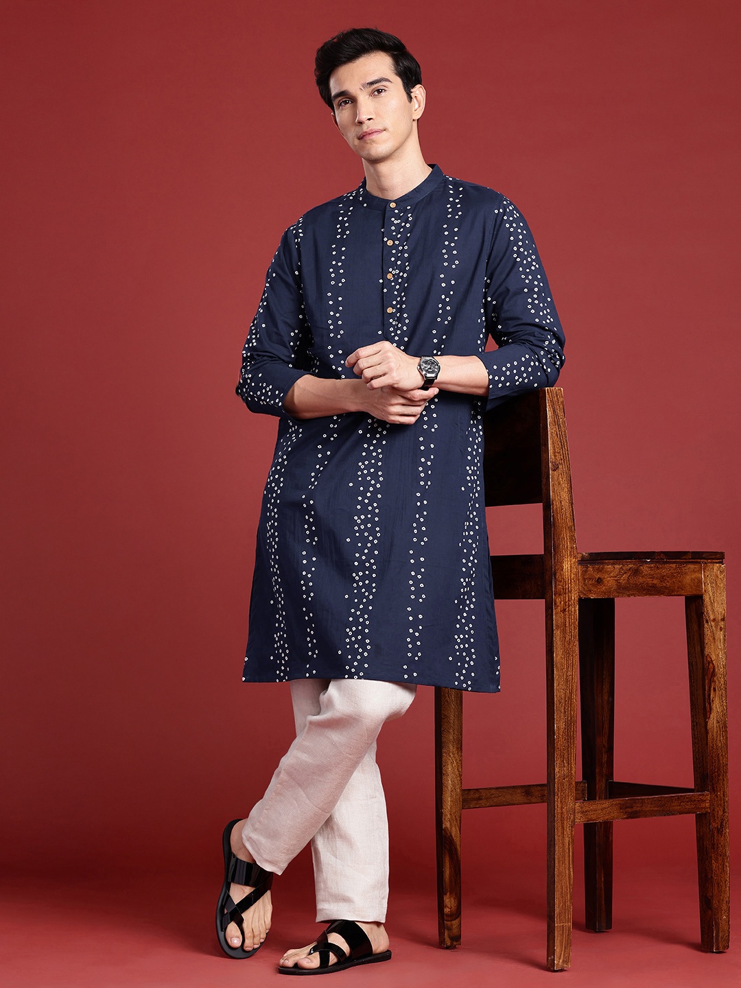 

Anouk Men Bandhani Printed Pure Cotton Kurta, Navy blue