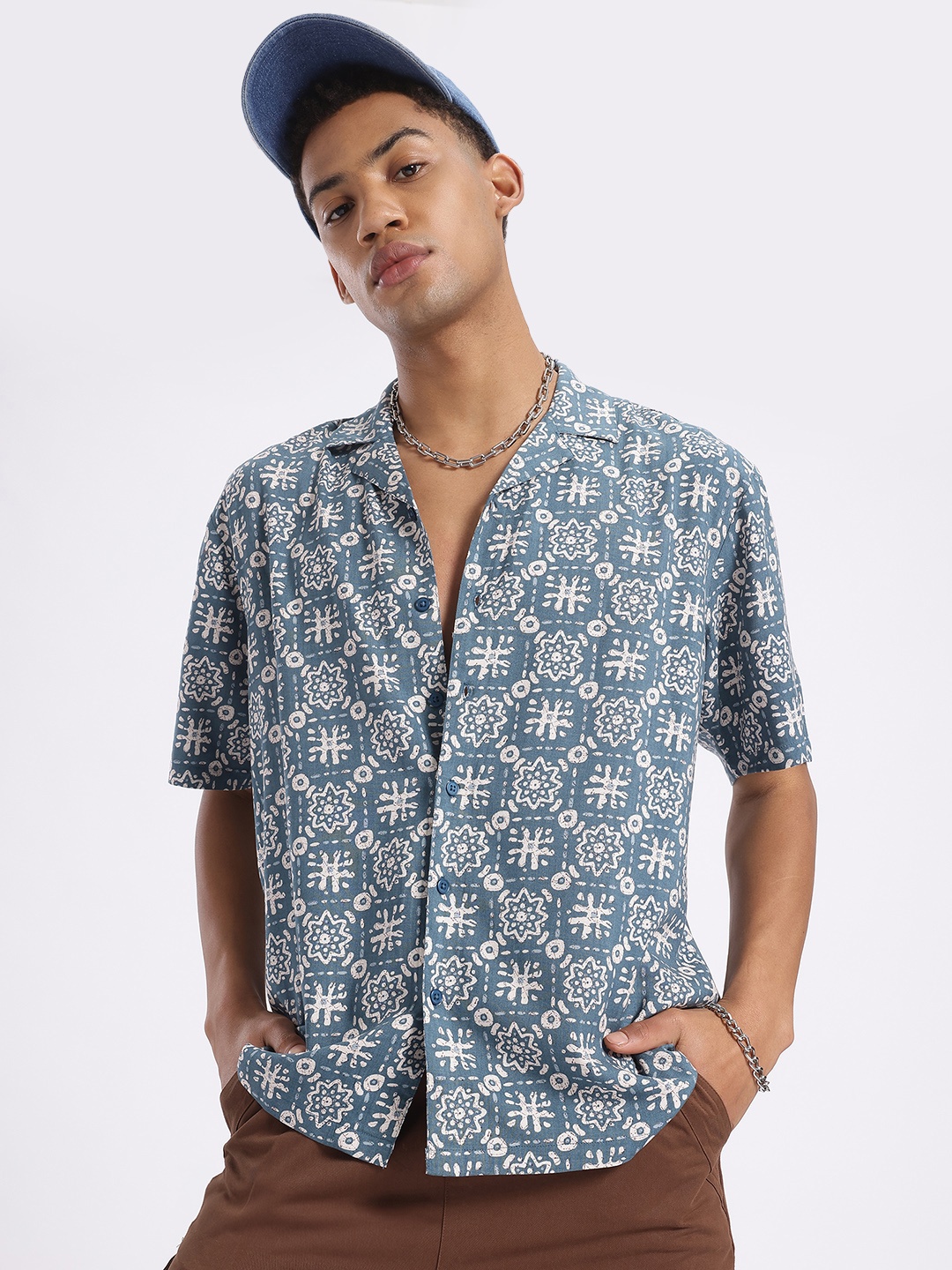 

glitchez Echoes Of Wanderlust Relaxed Fit Shirt, Blue