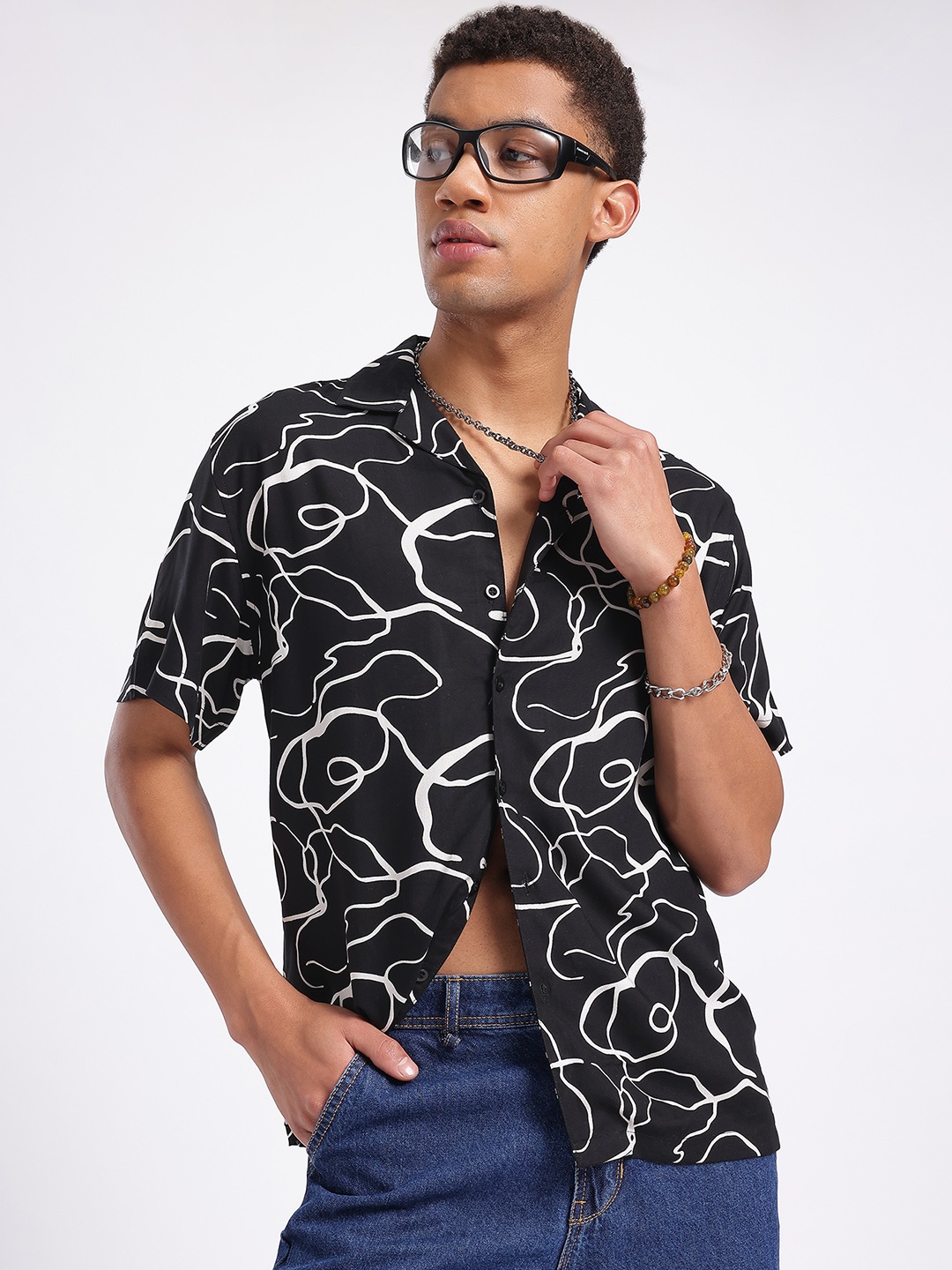 

glitchez Mystical Abstracts Cuban Collar Relaxed Fit Shirt, Black