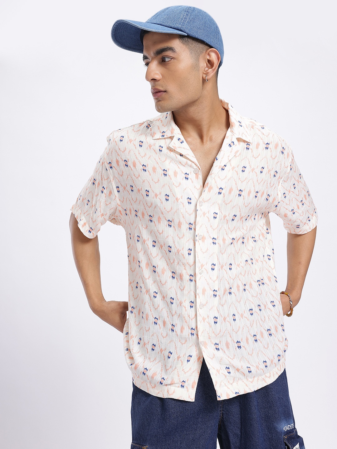 

glitchez Abstract Canvas Printed Relaxed Shirt, White