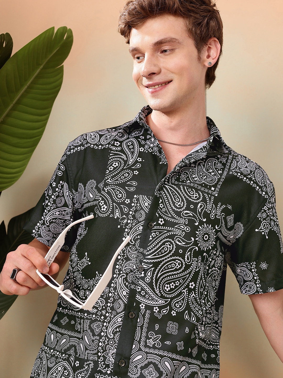 

Mast & Harbour Ethnic Motifs Printed Casual Shirt, Navy blue