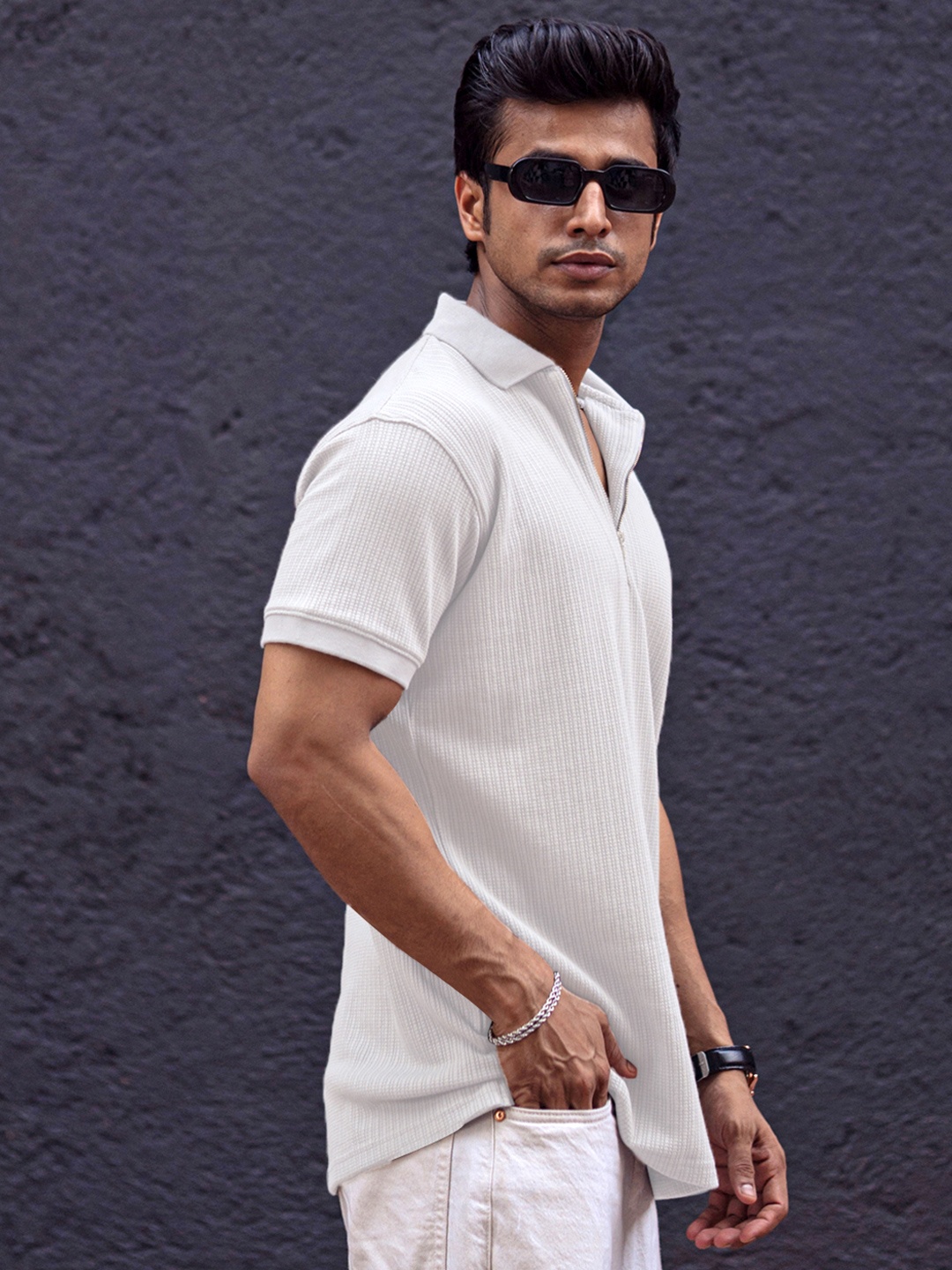 

Powerlook Men Polo Collar T-shirt, Off white