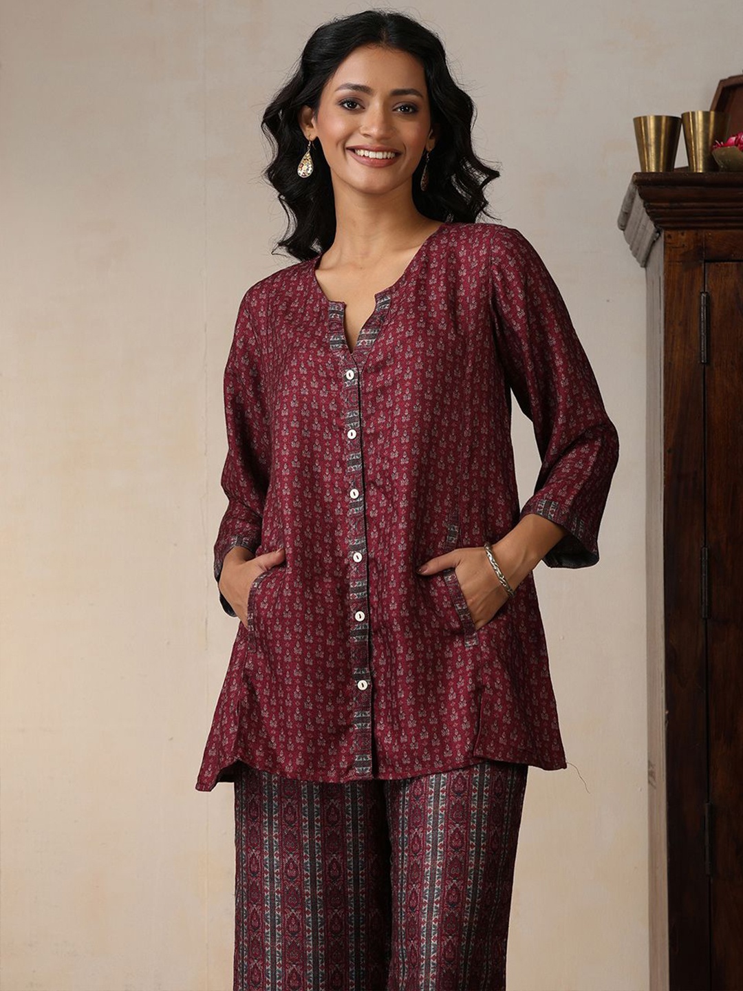 

House of Chikankari HOC Crafts Pashmina Printed Co Ords, Maroon