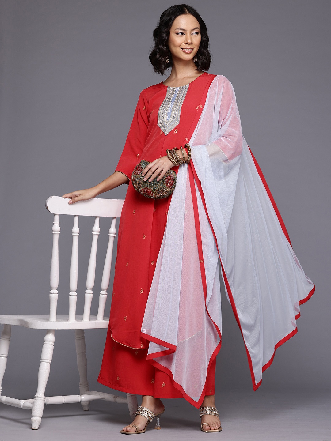 

Ahalyaa Ethnic Motifs Printed Gotta Patti Kurta With Palazzos & Dupatta, Red
