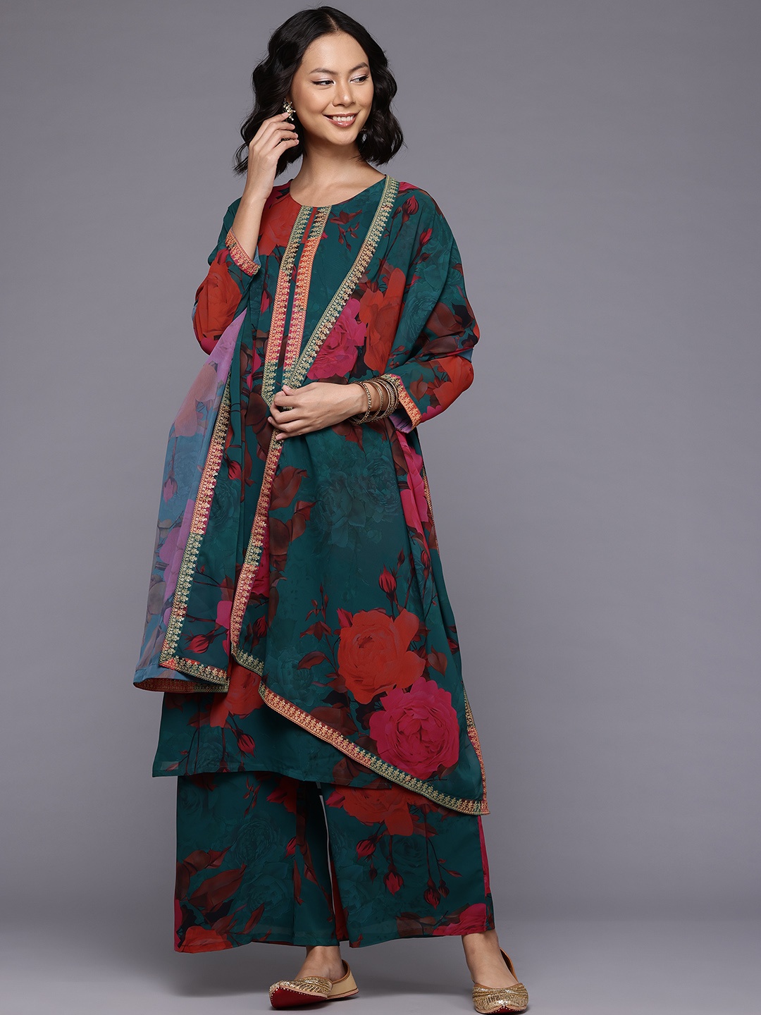 

Ahalyaa Floral Printed Kurta With Palazzos & Dupatta, Green