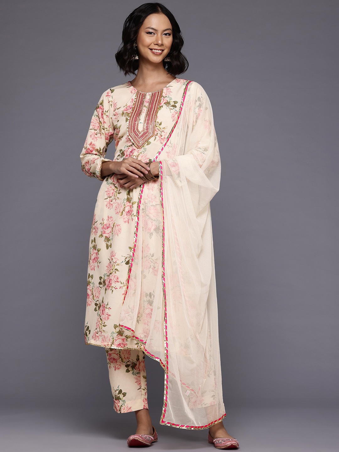 

Ahalyaa Floral Printed Sequinned Kurta With Trousers & Dupatta, Off white