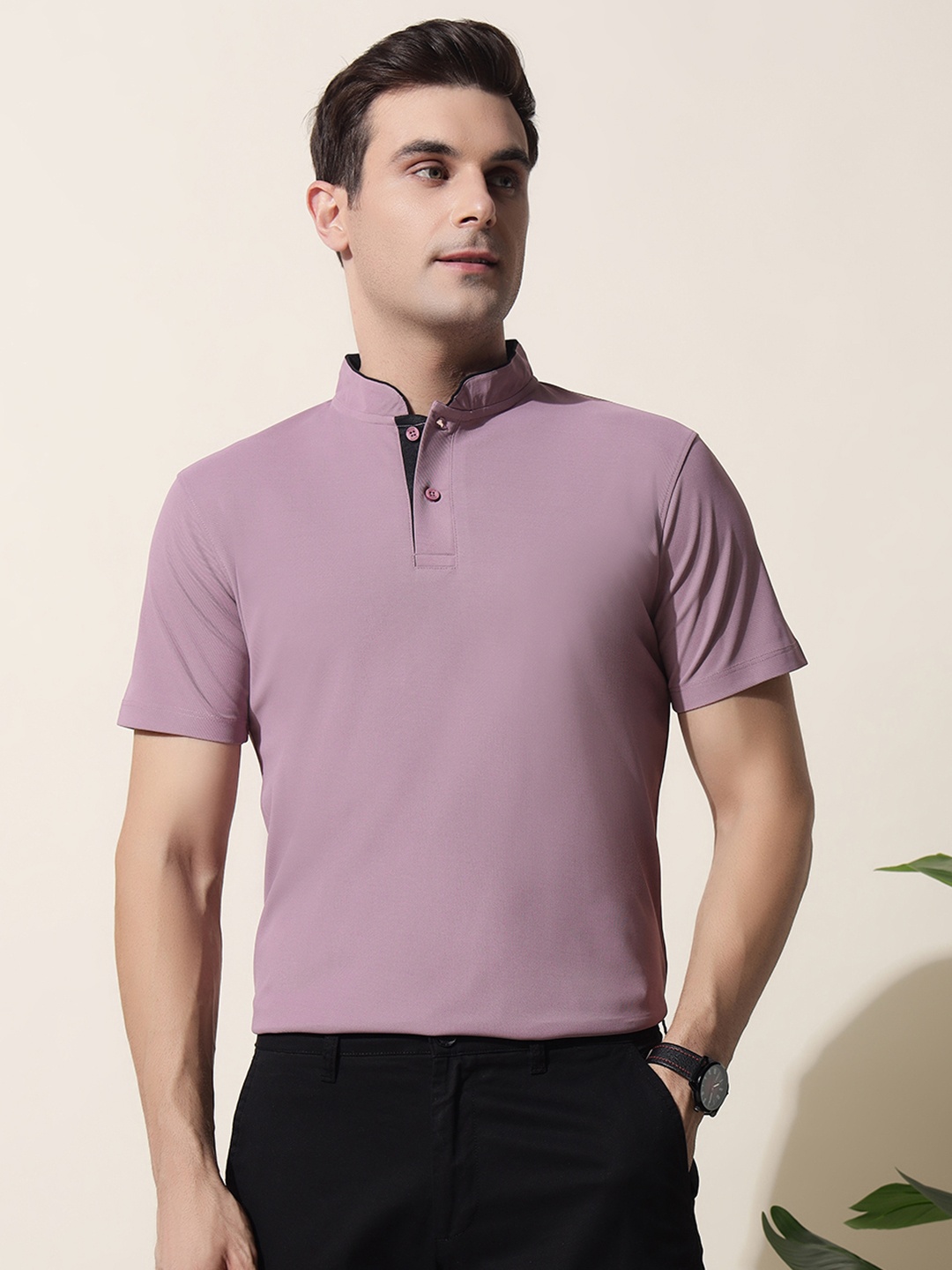 

MUWIN Men Solid Mandarin Collar T-shirt, Burgundy