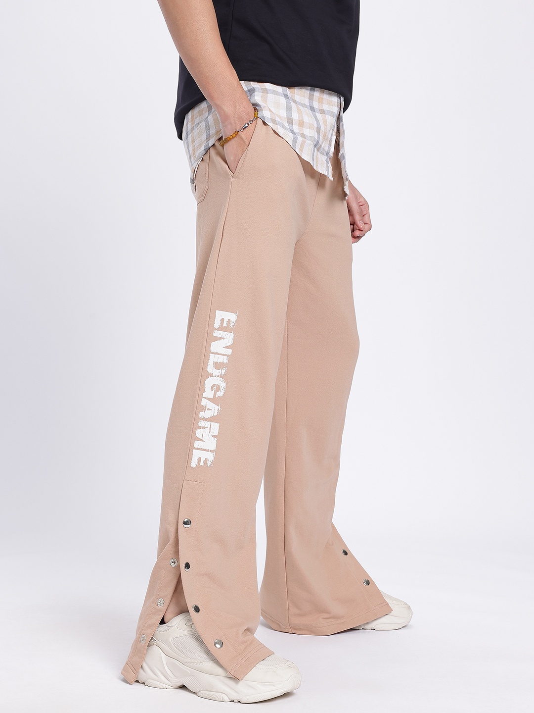 

glitchez Men Laid-Back Knit Printed Button-Slit Relaxed Track Pants, Rose