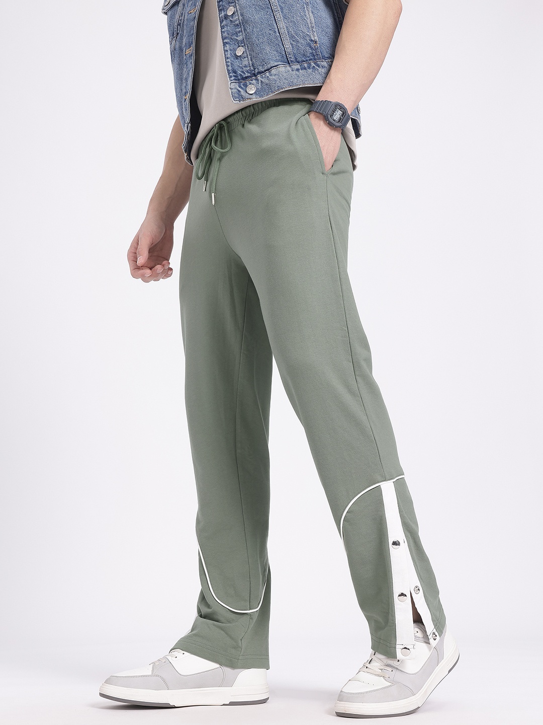 

glitchez Men Street Nomad Relaxed Fit Button-Up Hem Track Pants, Green