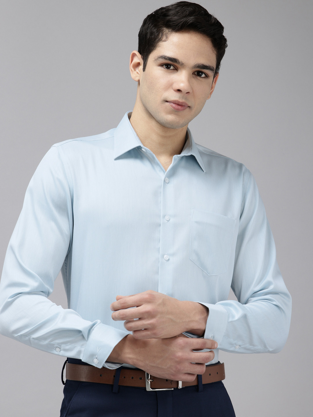 

Van Heusen Pure Cotton Self Design Slim Fit Textured Formal Shirt, Blue