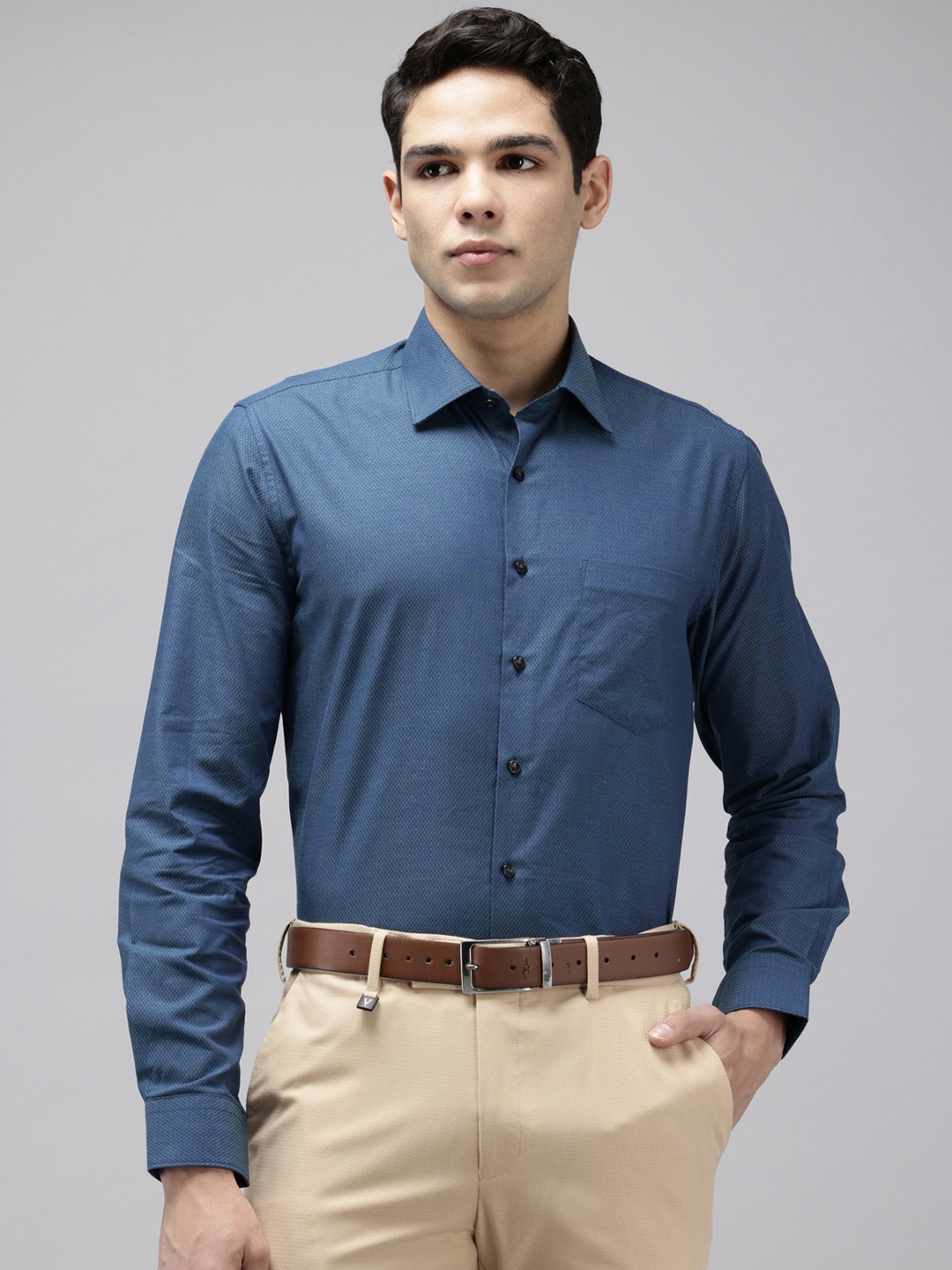 

Van Heusen Pure Cotton Self Design Slim Fit Textured Formal Shirt, Blue