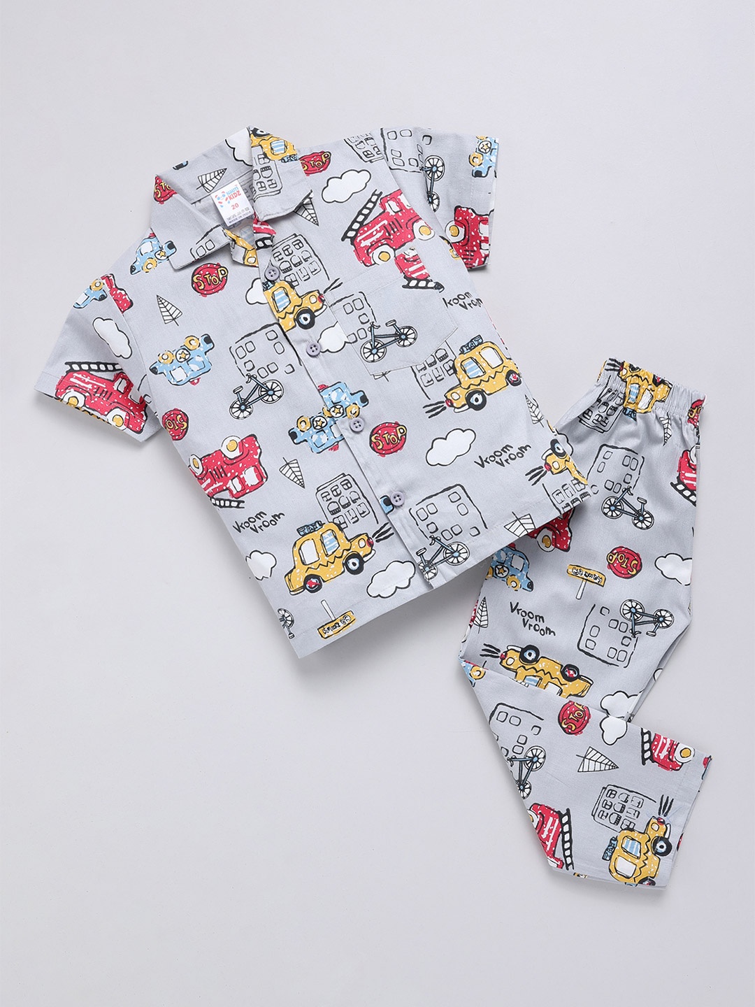 

NAUTI KIDZ Boys Graphic Printed Night suit, Grey
