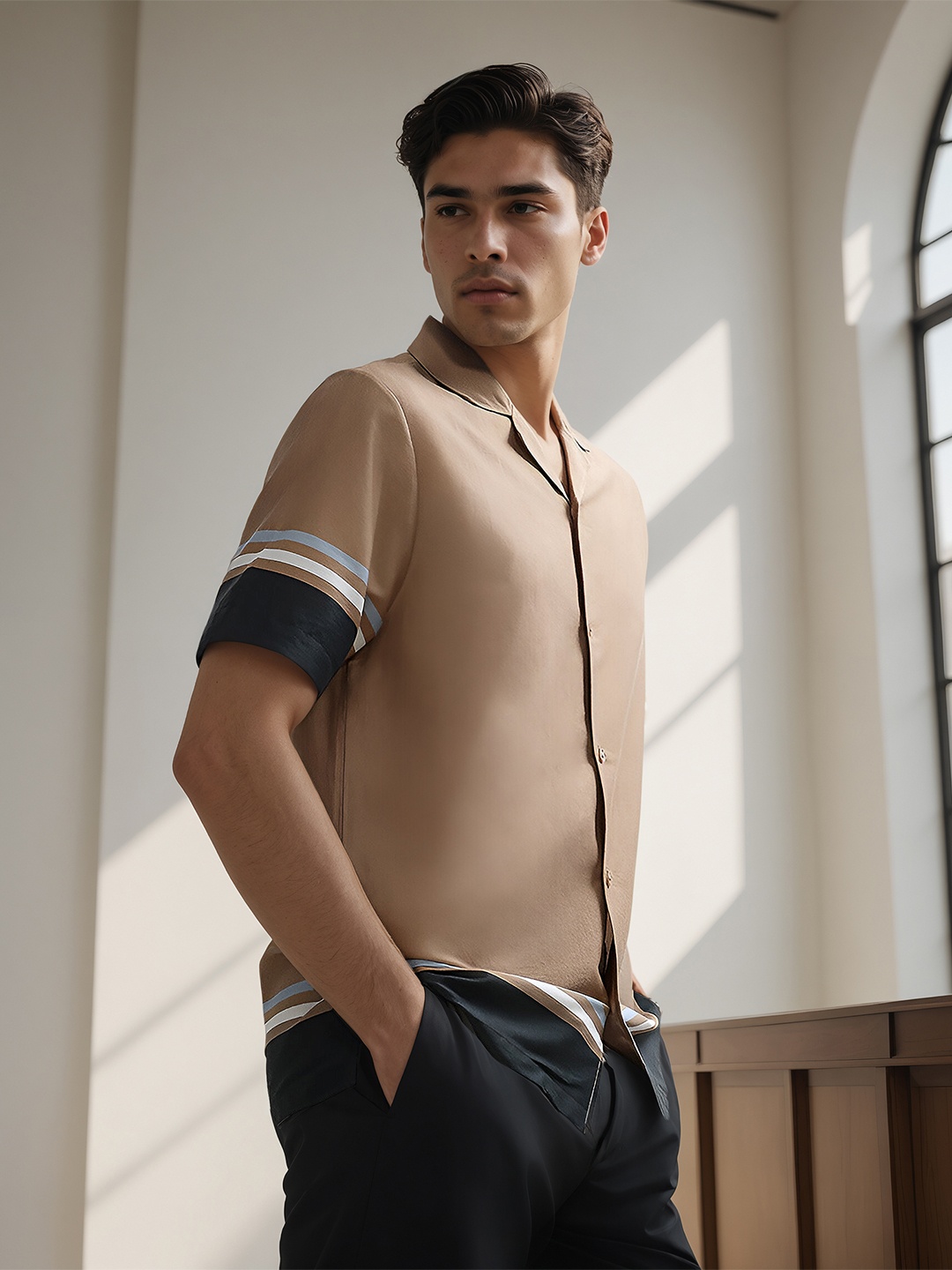 

H&M Short Sleeve Outline Shirt, Brown