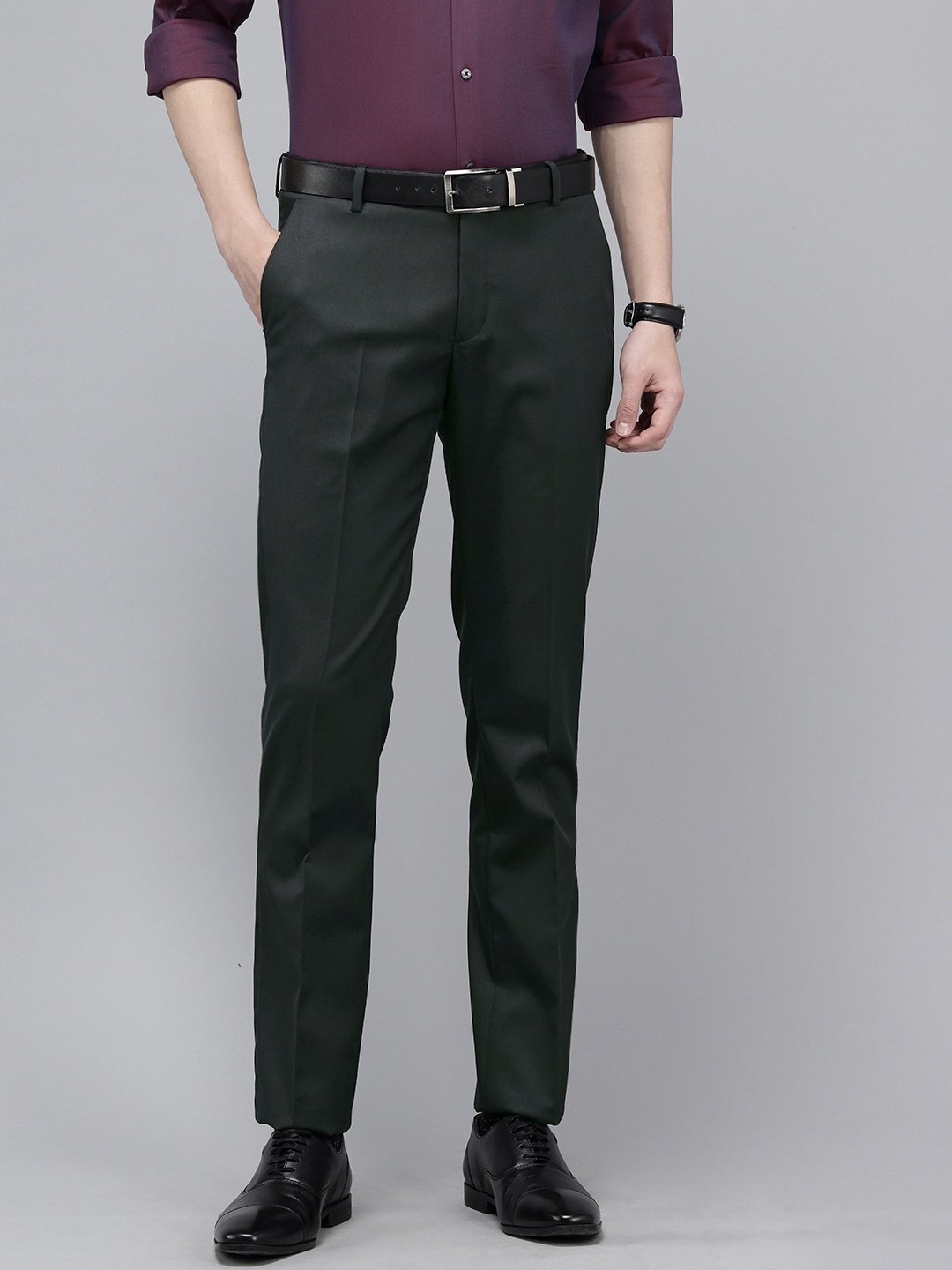 

Arrow Men Original Tapered Fit Formal Trousers, Navy blue