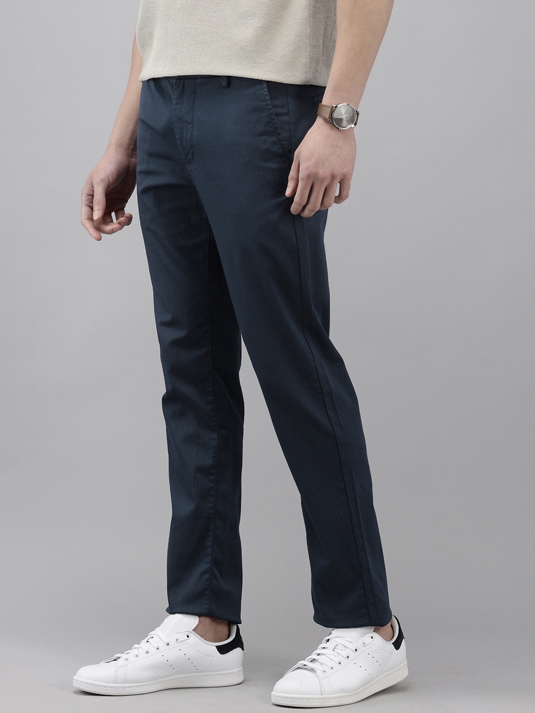 

Arrow Men Bronson Fit Printed Slim Fit Low-Rise Trousers, Teal