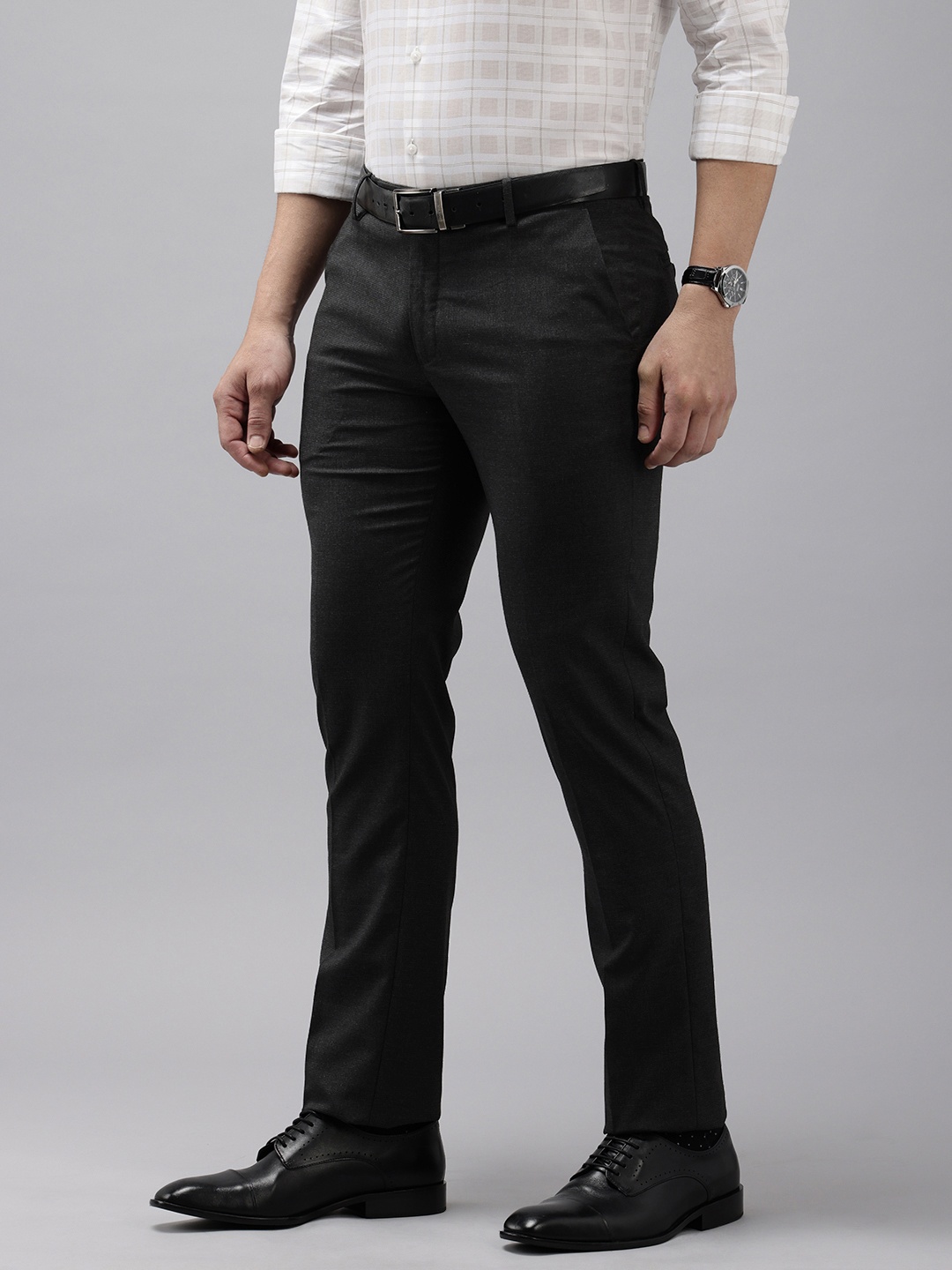 Arrow Men Hudson Tailored Fit Tapered Fit Trousers, Black