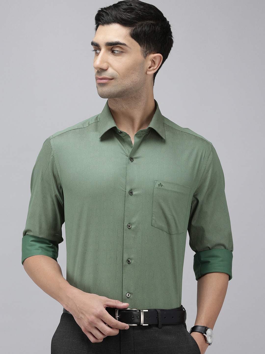 

Arrow Pure Cotton Manhattan Slim Fit Opaque Printed Formal Shirt, Green