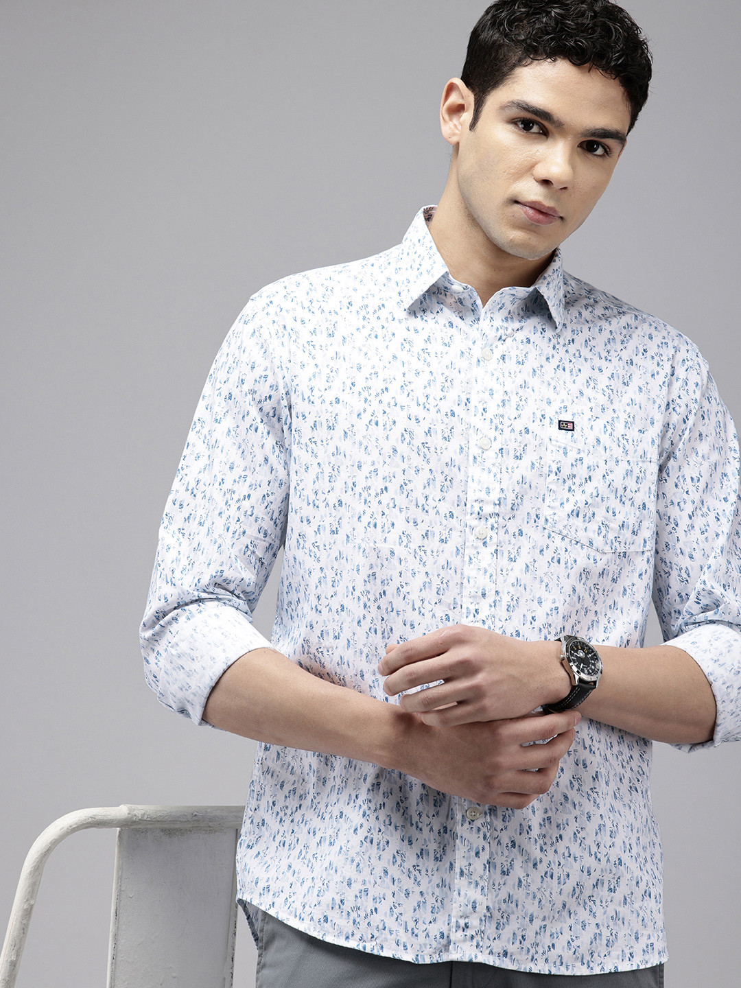 

Arrow Manhattan Slim Fit Abstract Printed Pure Cotton Casual Shirt, Blue