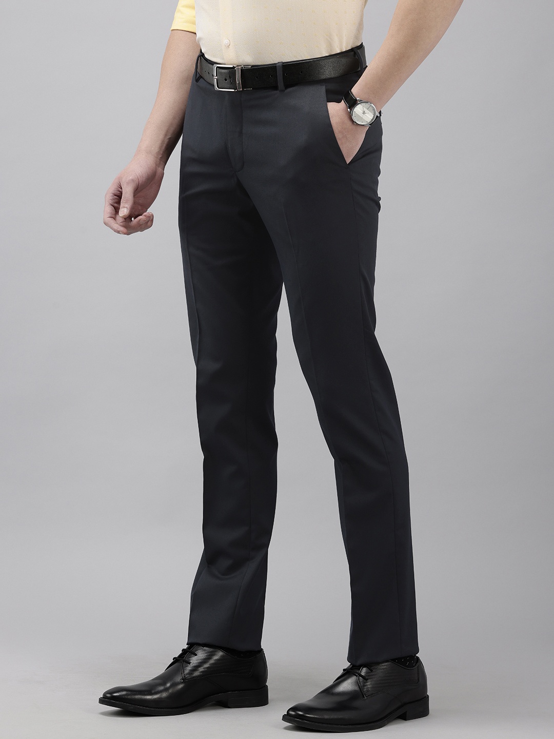 

Arrow Men Hudson Tailored Fit Textured Formal Trousers, Navy blue