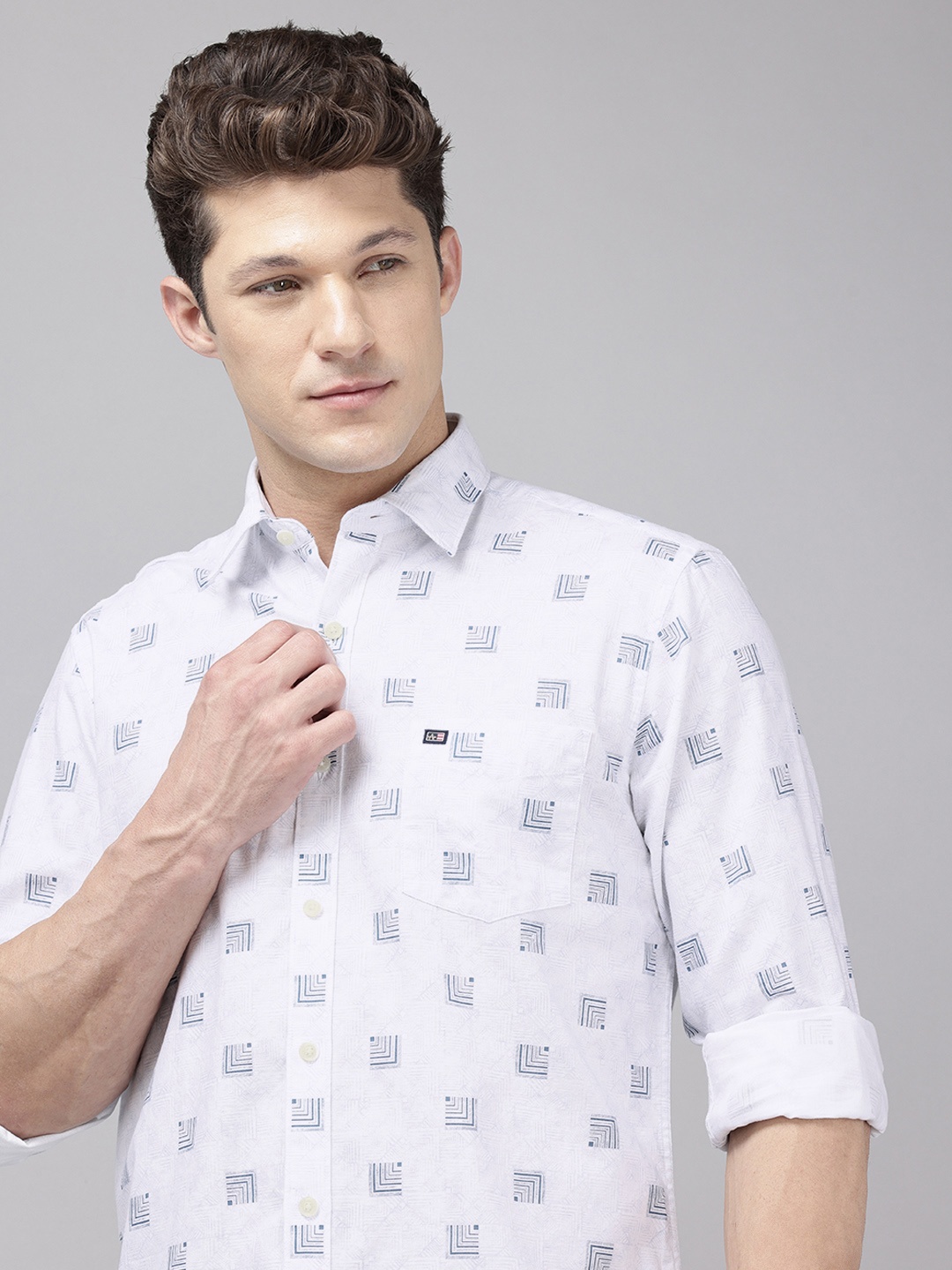 

Arrow Manhattan Slim Fit Printed Pure Cotton Casual Shirt, White