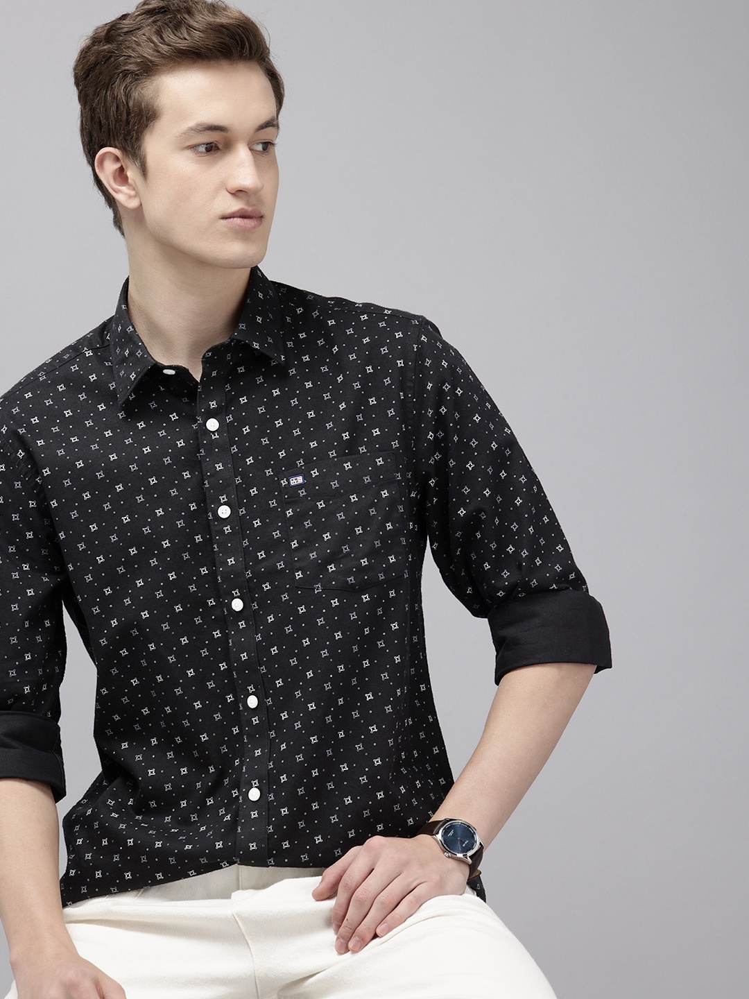 

Arrow Pure Cotton Manhattan Slim Fit Geometric Printed Casual Shirt, Black