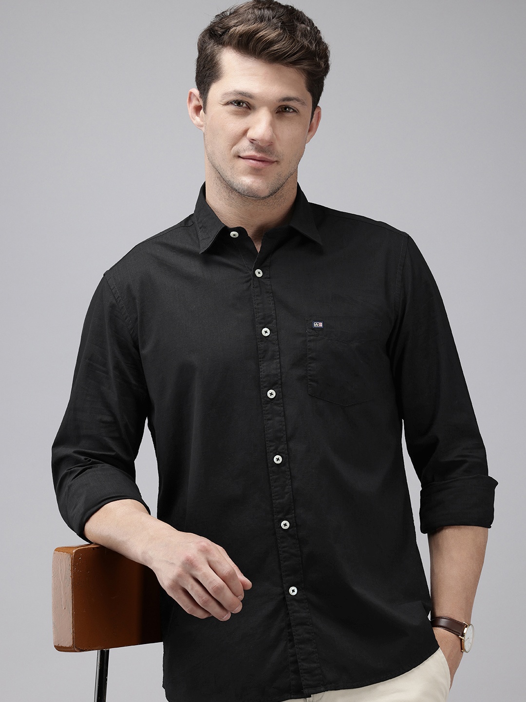 

Arrow Pure Cotton Self Design Manhattan Slim Fit Textured Shirt, Black