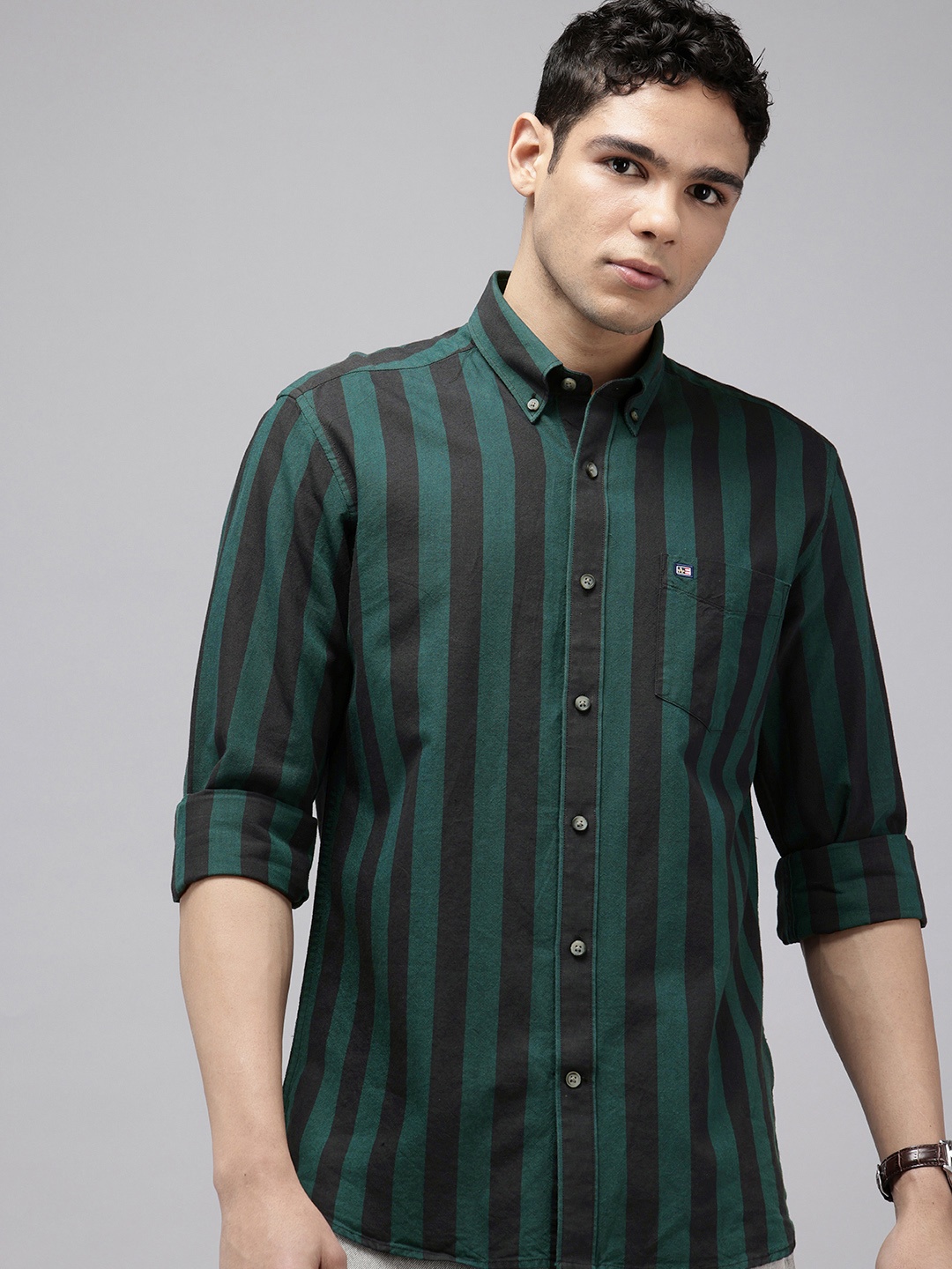 

Arrow Manhattan Slim Fit Striped Pure Cotton Casual Shirt, Green