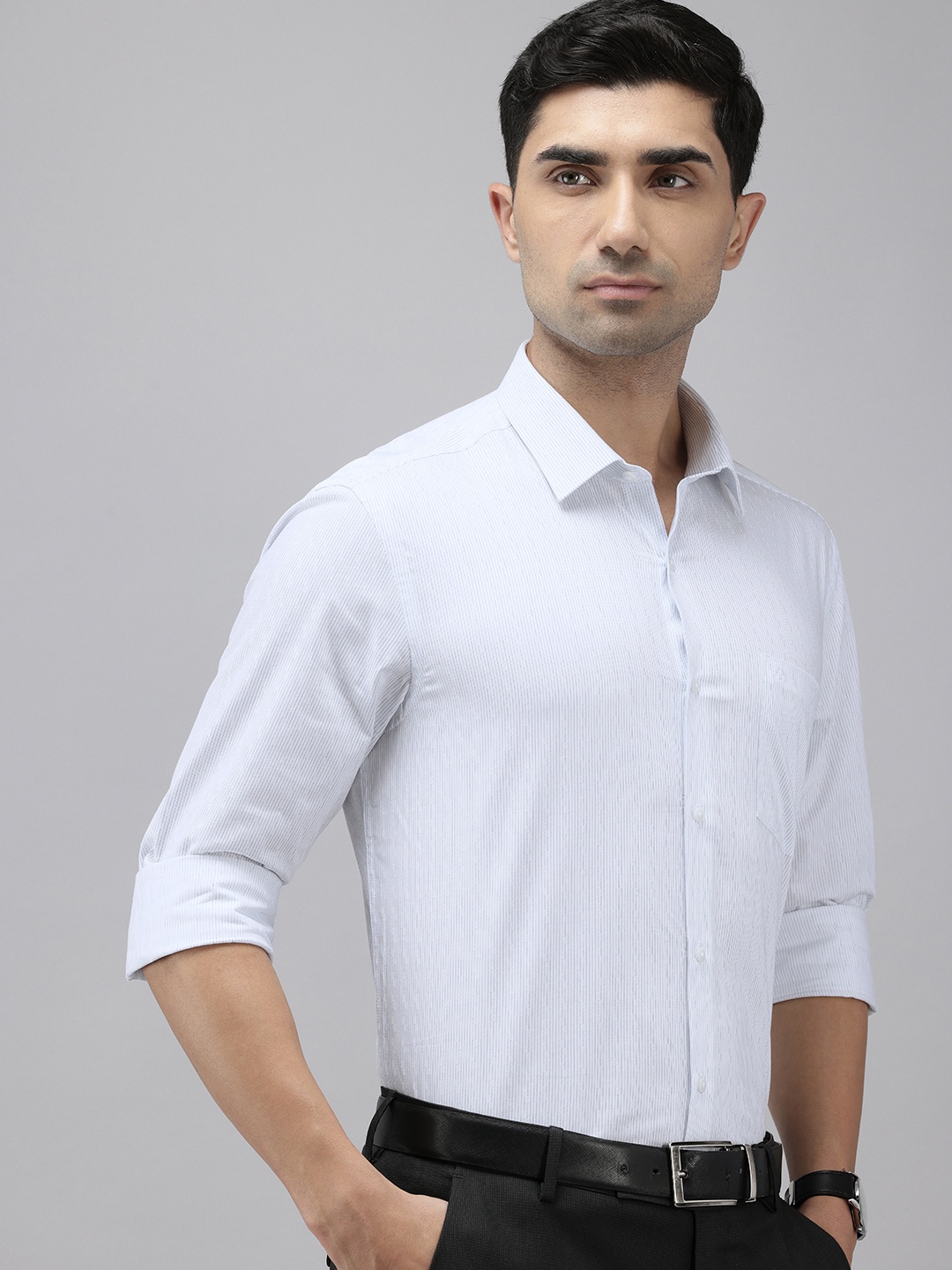 

Arrow Pure Cotton Manhattan Slim Fit Vertical Striped Textured Formal Shirt, White