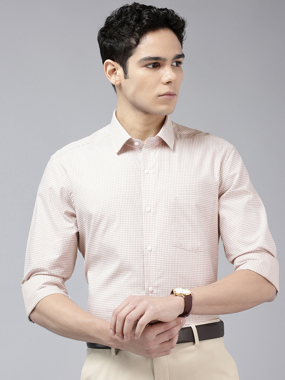 

Arrow Manhattan Slim Fit Opaque Checked Pure Cotton Formal Shirt, Beige