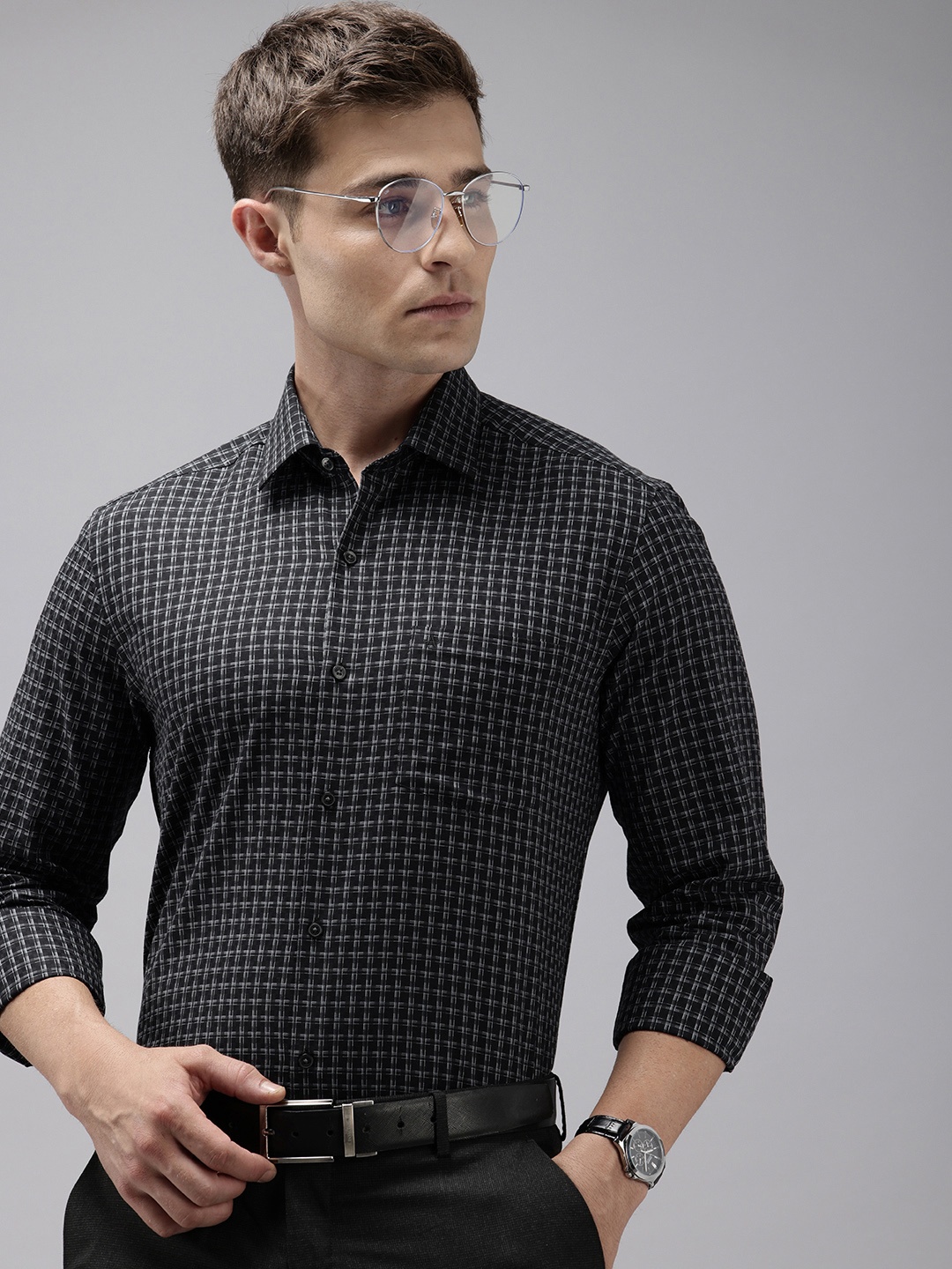 Arrow Pure Cotton Manhattan Slim Fit Opaque Checked Formal Shirt, Black